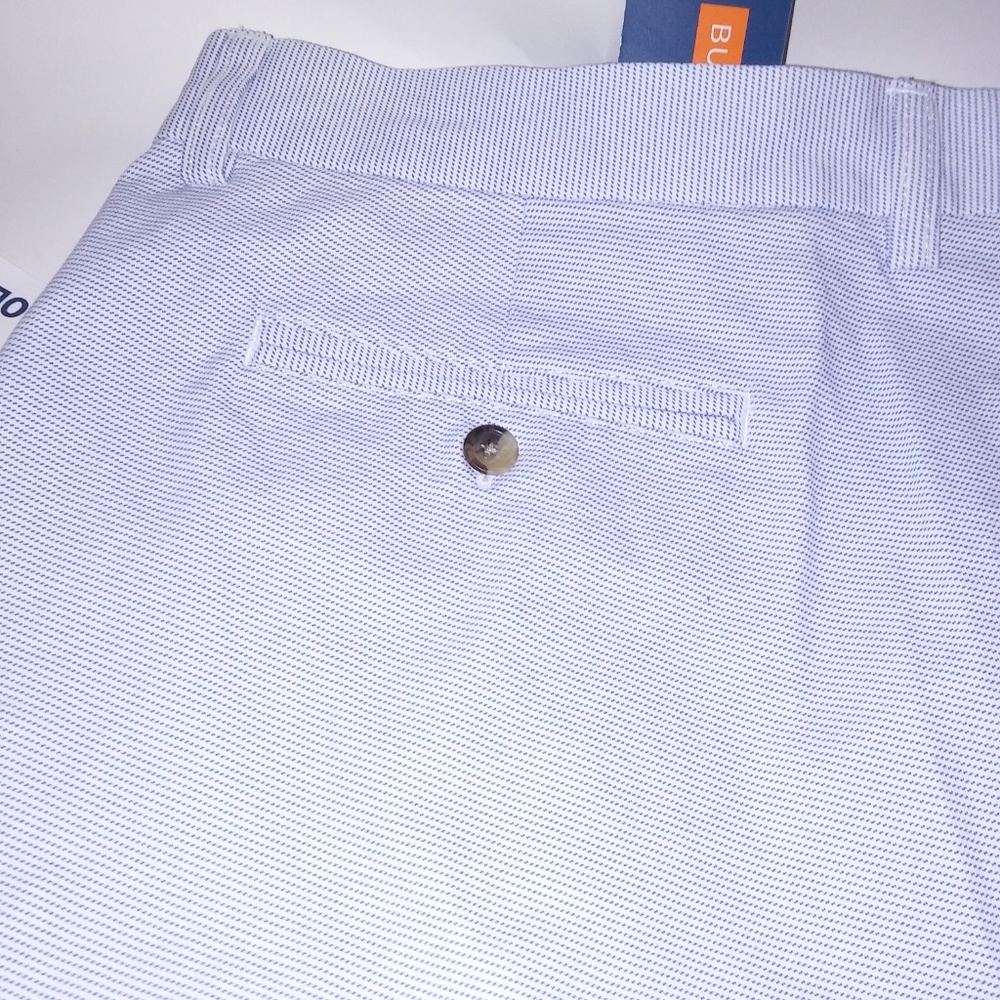 Old Navy Mens Shorts - Picture 8 of 8